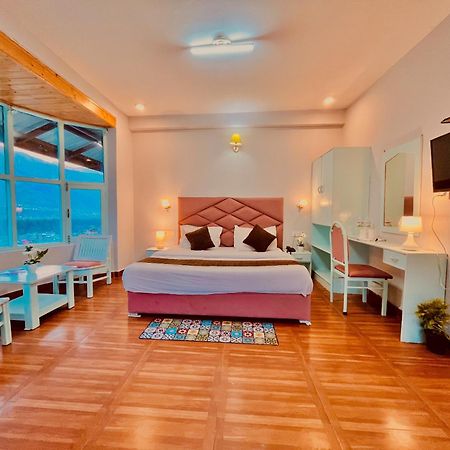 Hadimba Hill View By Hadimba Palace, Manali - Premium Room ! Family Hotel ! Parking ! Near Hadimba Temple Exterior photo