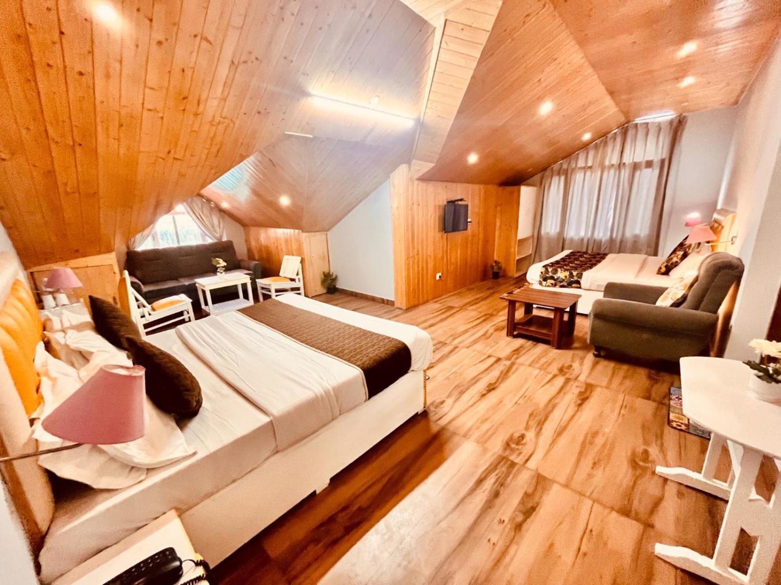 Hadimba Hill View By Hadimba Palace, Manali - Premium Room ! Family Hotel ! Parking ! Near Hadimba Temple Exterior photo