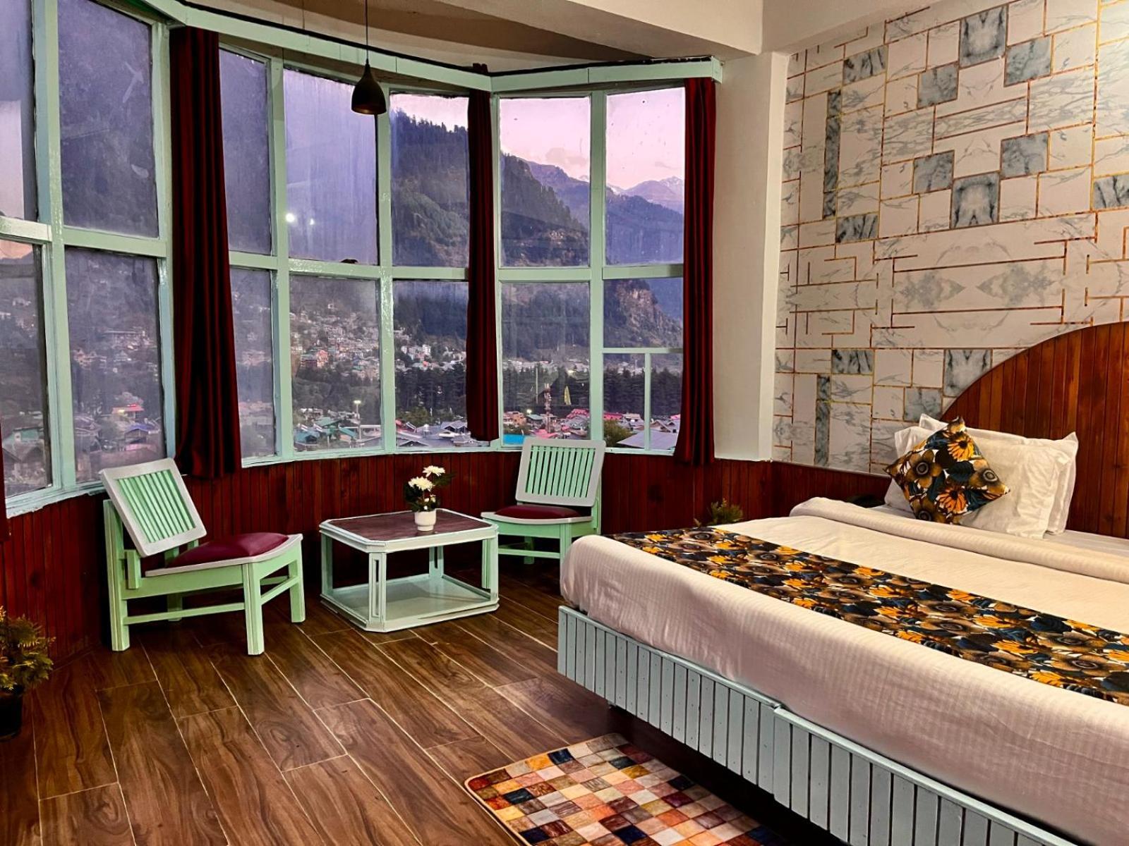 Hadimba Hill View By Hadimba Palace, Manali - Premium Room ! Family Hotel ! Parking ! Near Hadimba Temple Exterior photo